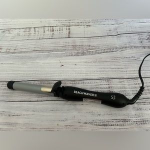 Beachwaver S1 1 inch Almost Brand New
